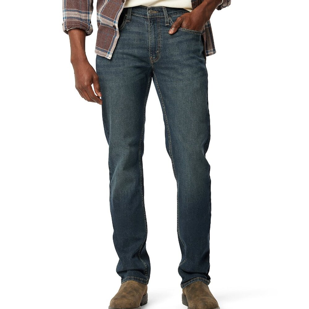 NWT W44 L30 Levi Strauss Signature Men’s Straight Fit Jeans – Classic Denim